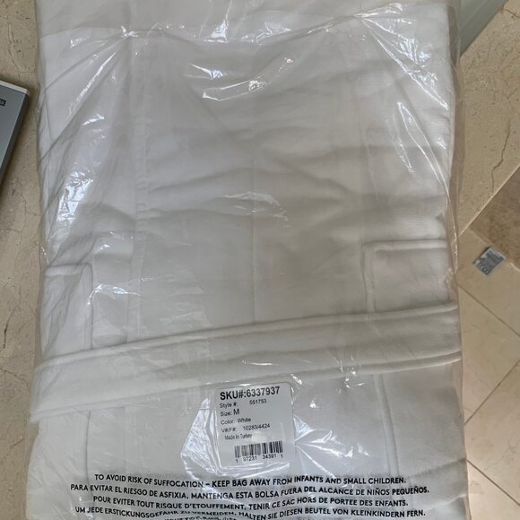 Lands End white robe - Picture 5 of 5